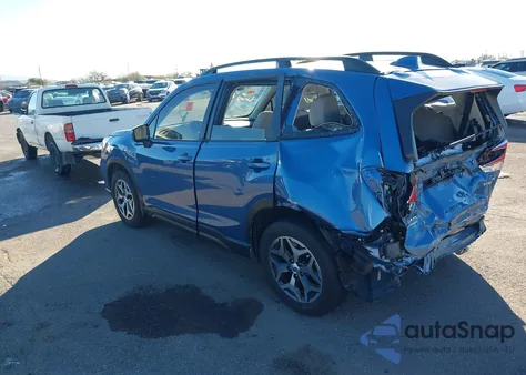 2021 Subaru Forester Premium z USA, uszkodzony, nr VIN JF2SKAJCXMH518174